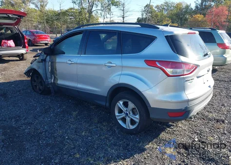 2014 Ford Escape Se z USA, uszkodzony, nr VIN 1FMCU0GX2EUB36582